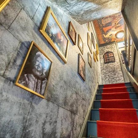 Hogwarts Hideaway Themed Property Watford (Hertfordshire) Exterior foto